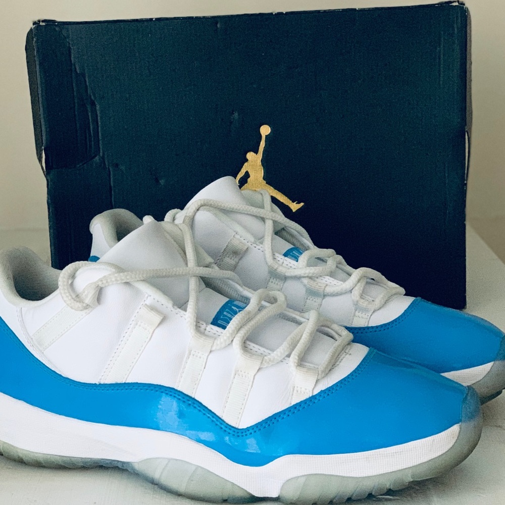 Jordan 11 low Columbia blue